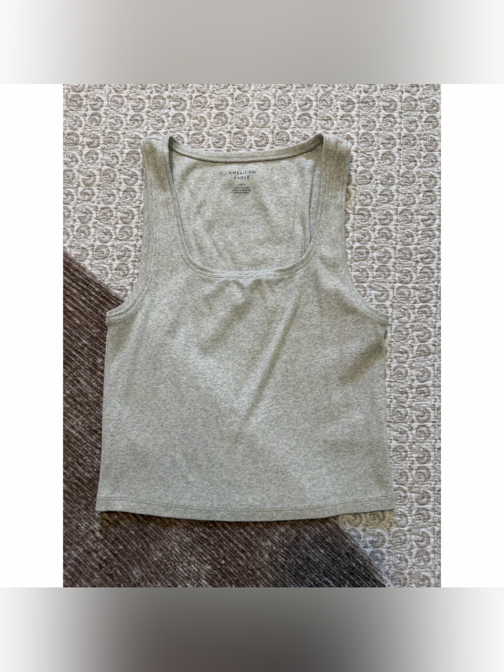 AE Main Squeeze Square Neck Tank - L - EUC!